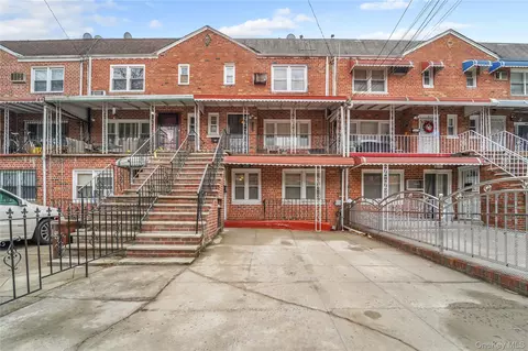944 E 106th St, Brooklyn, NY 11236