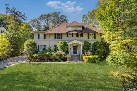 31 Howell Ave, Larchmont, NY 10538