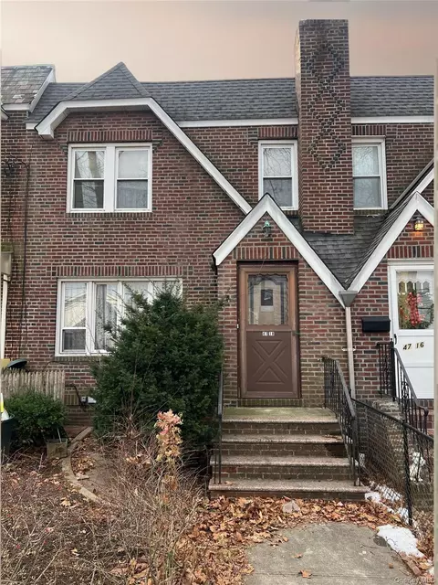 47-18 190th St, Flushing, NY 11358