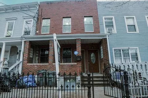 86 Nichols Ave, Brooklyn, NY 11208