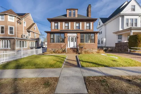 307 N Fulton Ave, Mount Vernon, NY 10552