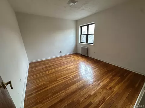 216-04 47th Ave #3A, Bayside, NY 11361