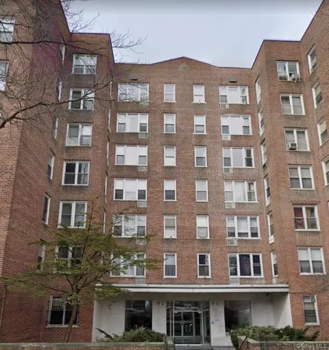 2385 Barker Ave #3C, New York, NY 10467