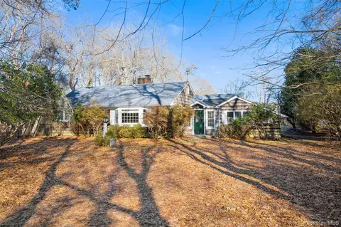 69 Tuthill Point Rd, East Moriches, NY 11940