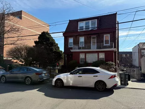 78-14 46th Ave, New York, NY 11373