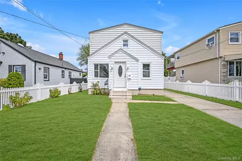 179 Hoffman Ave, Elmont, NY 11003