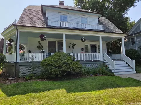 126 Greenridge Ave, White Plains, NY 10605