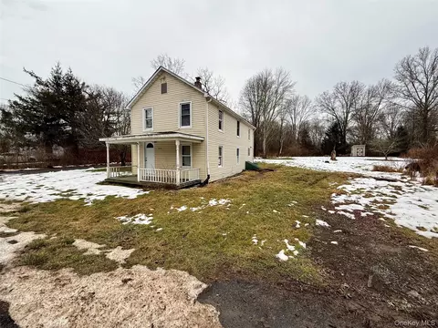696 Burlingham Rd, Mamakating, NY 12721