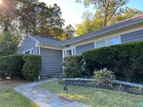 65 Morningside Dr, Ossining, NY 10562