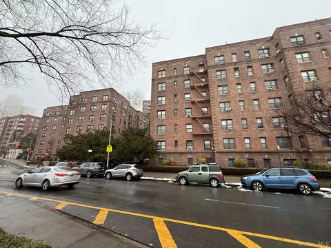 3015 Riverdale Ave #5A, New York, NY 10463