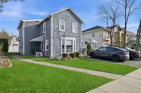 8 Burton Ave, Woodmere, NY 11598