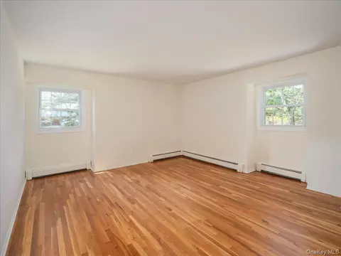 Bedroom - 3 Spring Rock Pl, Ramapo, NY 10977 photo 2 of 4
