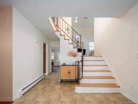 Entry Way - 3 Spring Rock Pl, Ramapo, NY 10977 photo 1 of 2