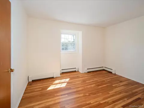 Bedroom - 3 Spring Rock Pl, Ramapo, NY 10977 photo 4 of 4