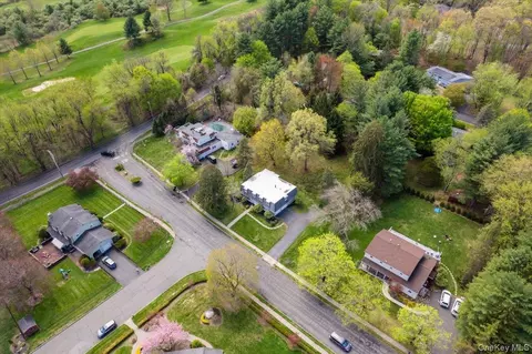View/Area - 3 Spring Rock Pl, Ramapo, NY 10977 photo 1 of 3