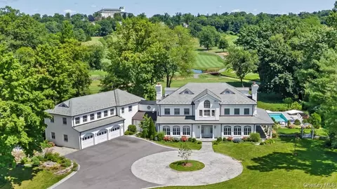 17 Boxwood Ln, Rye, NY 10580
