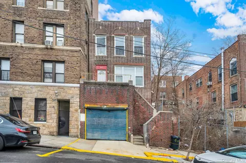 1916 Osborne Pl, New York, NY 10453