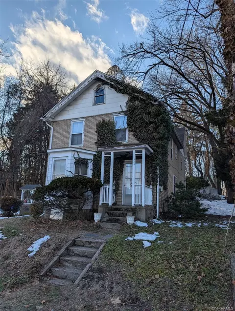 375 Route 304, Clarkstown, NY 10954