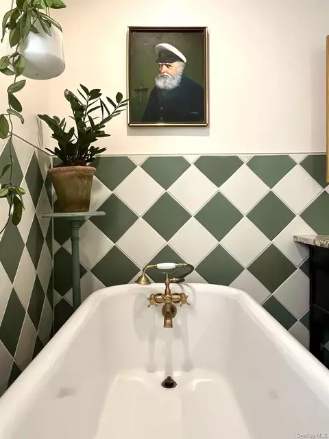 Bath - 131 Spring St, Ossining, NY 10562 photo 5 of 5