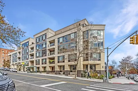 64-05 Yellowstone Blvd #409, New York, NY 11375