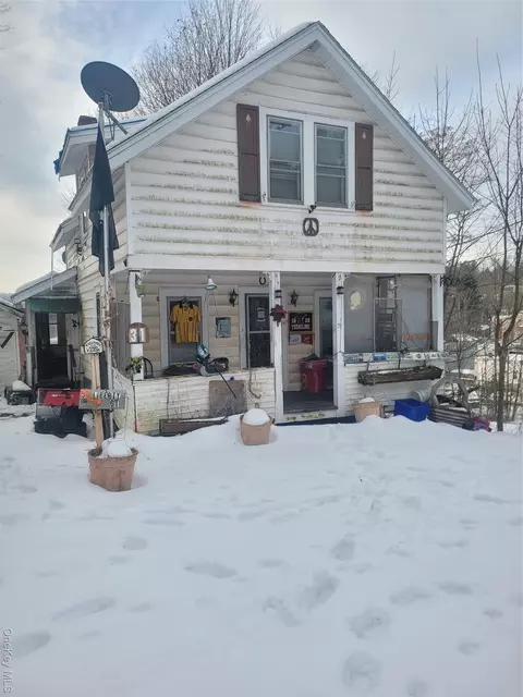 31 S Liberty St, Liberty, NY 12754