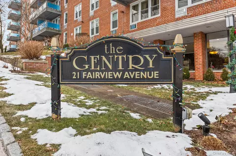 21 Fairview Ave #616, Eastchester, NY 10707