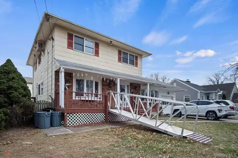 1111 Hempstead Ave, Hempstead, NY 11550