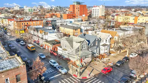 194 Crystal St, Brooklyn, NY 11208