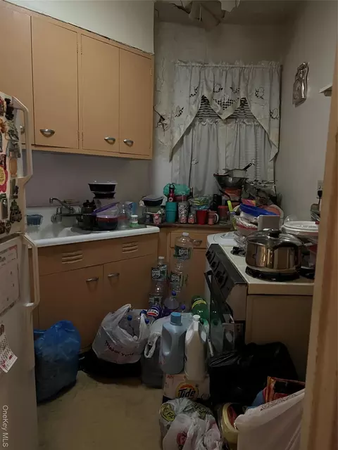 1725 Purdy St #ME, New York, NY 10462