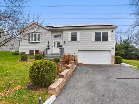 38 Kathwood Rd, Greenburgh, NY 10607