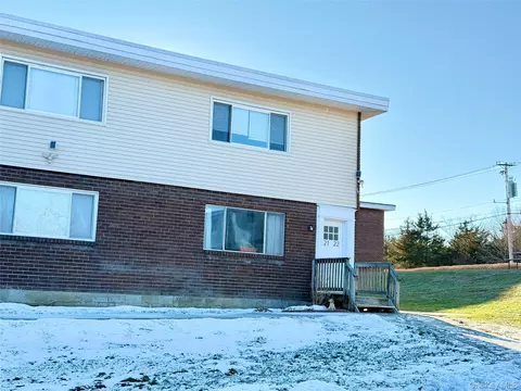 881 Albany Post Rd #21, New Paltz, NY 12561