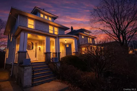 409 Baker St, Poughkeepsie, NY 12603