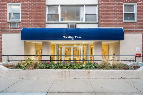 750 Shore Rd #3O, Long Beach, NY 11561