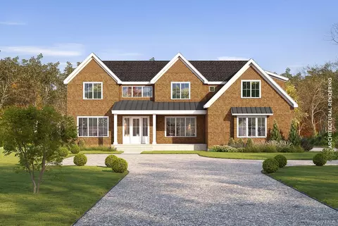 34 Old Main Rd, Quogue, NY 11959