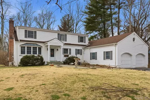 80 Roaring Brook Rd, New Castle, NY 10514