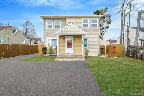245 Elmore St, Central Islip, NY 11722