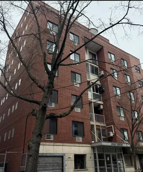 43-20 Union St #6D, Flushing, NY 11355