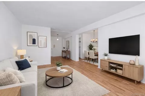 99-21 67 Rd #3A, New York, NY 11375