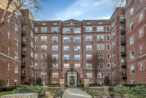 113-14 72nd Rd #3D, New York, NY 11375