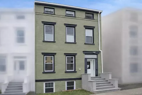171 Chambers St, Newburgh, NY 12550