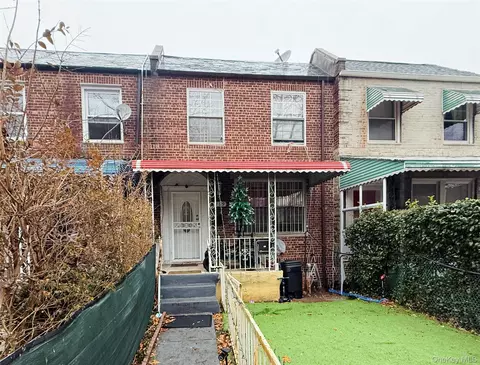 1159 Grenada Pl, New York, NY 10466