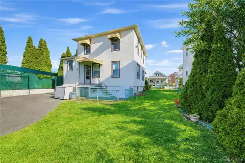 14 Aka 26 Huber Pl, Yonkers, NY 10704