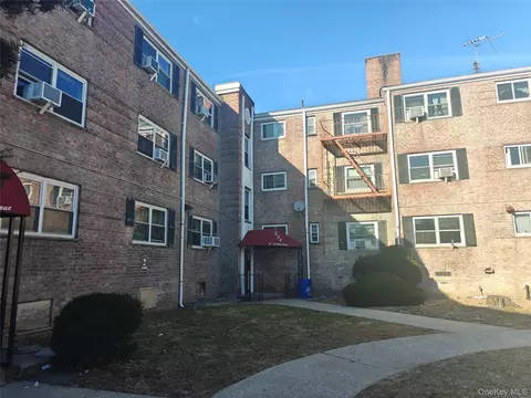 111-23 66 Ave #3A, Forest Hills, NY 11375