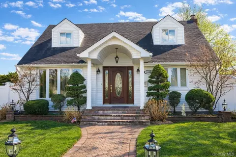 1696 Francis Dr, East Meadow, NY 11554