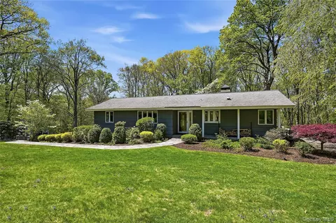 19 Macaulay Rd, Katonah, NY 10536