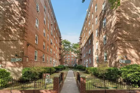 144-45 Sanford Ave #6A, Flushing, NY 11355