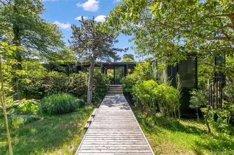 617 Shore Walk, Sayville, NY 11782