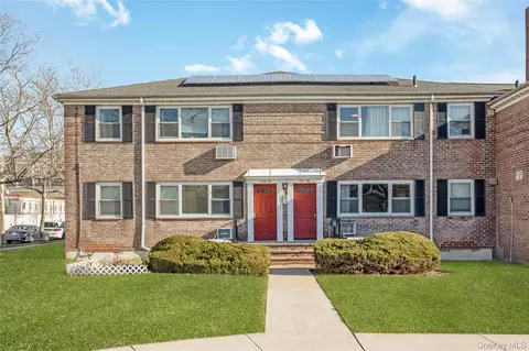 150-54 Melbourne Ave #257A, Flushing, NY 11367