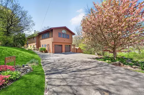 37 Glengary Ln, Cortlandt, NY 10520