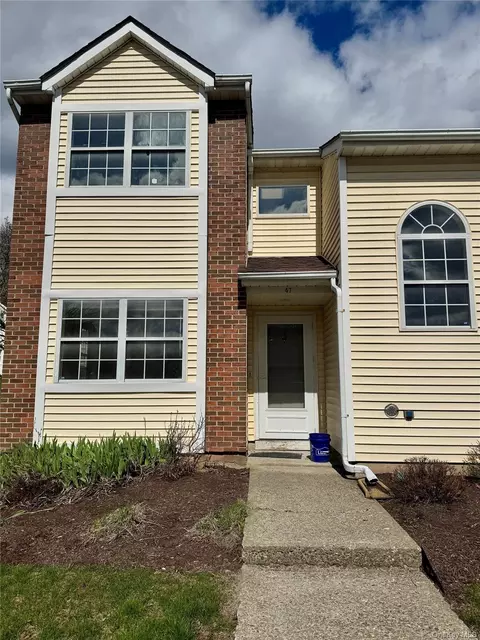 47 Brick Pond Rd, Middletown, NY 10940